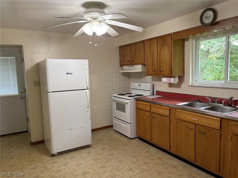 2247 County Road 47, Toronto, OH 43964 Photo 11