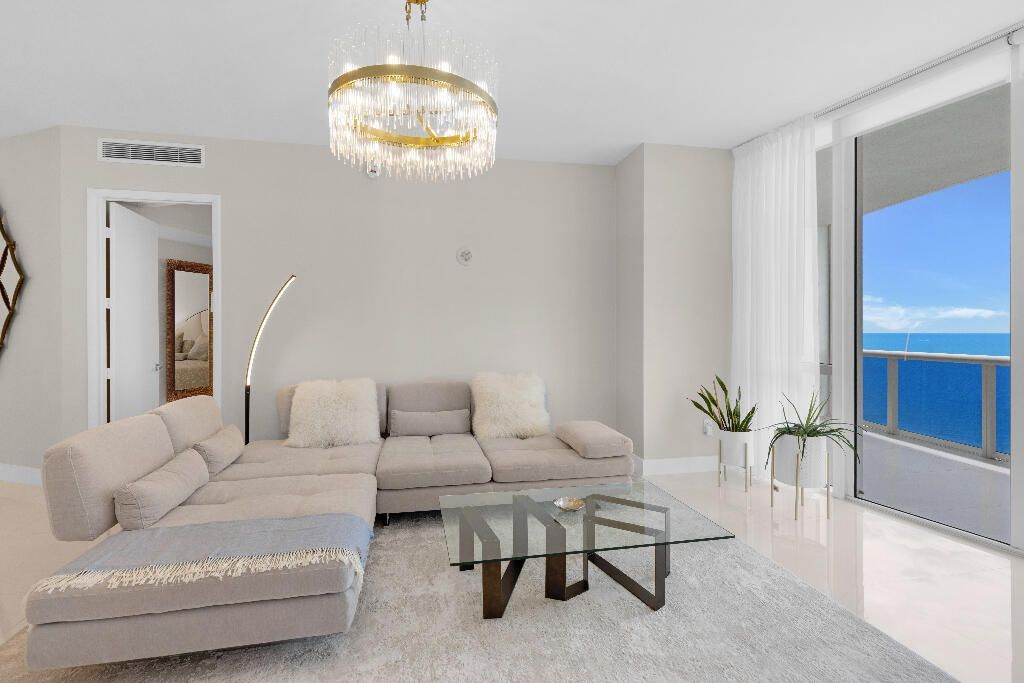 15811 Collins Avenue, Unit 2207, Sunny Isles Beach, FL 33160 Photo