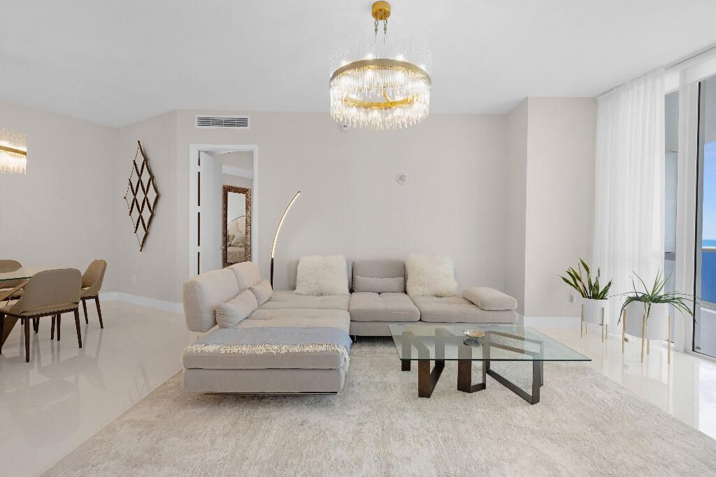 15811 Collins Avenue, Unit 2207, Sunny Isles Beach, FL 33160 Photo