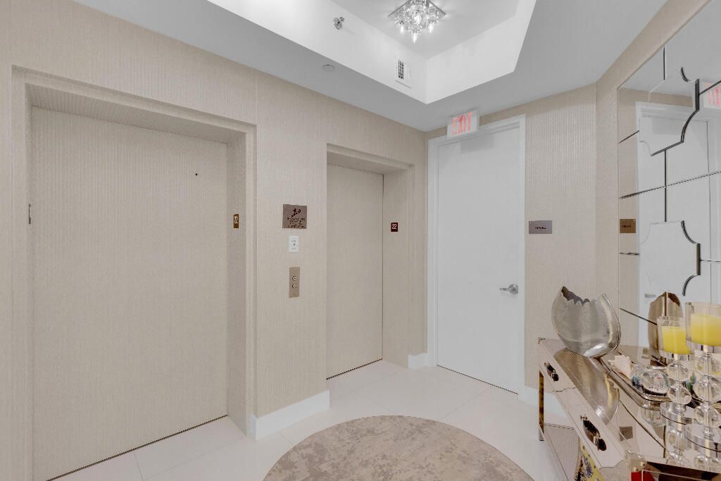 15811 Collins Avenue, Unit 2207, Sunny Isles Beach, FL 33160 Photo