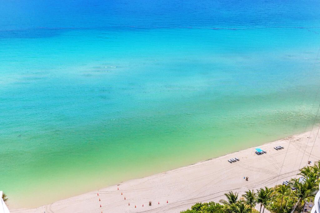 15811 Collins Avenue, Unit 2207, Sunny Isles Beach, FL 33160 Photo