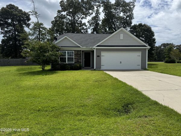 102 Jessica Court, Vanceboro, NC 28586