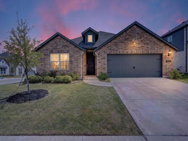 1205 Lavinola, Anna, TX 75409