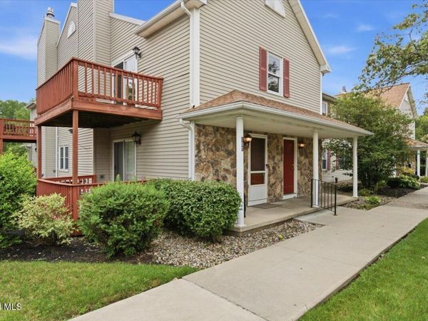 1200 Hillside Avenue, Unit APT 105, Niskayuna, NY 12309