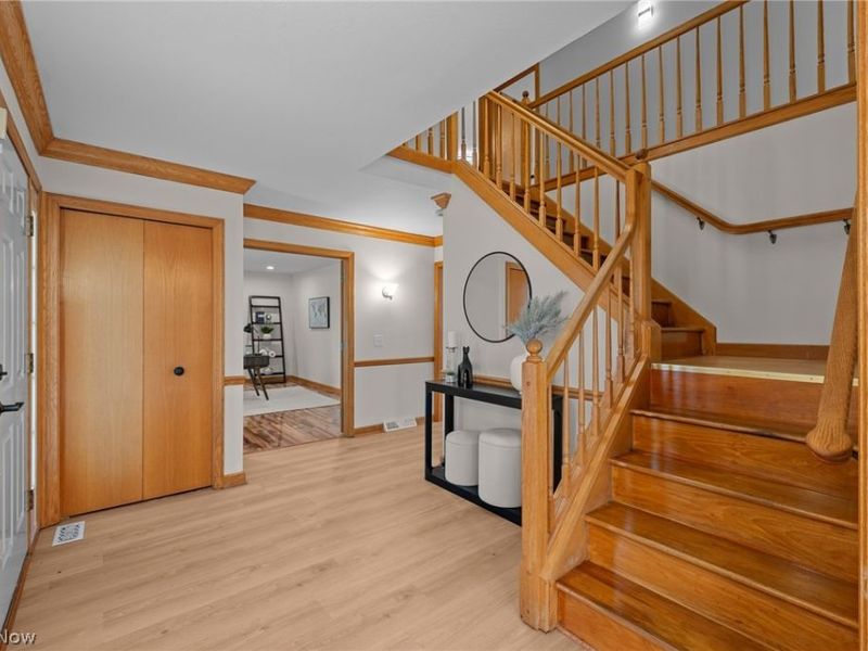 111 Waverly Lane, Chagrin Falls, OH 44022 Photo 5