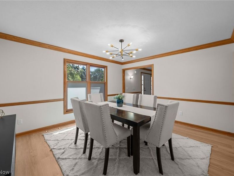 111 Waverly Lane, Chagrin Falls, OH 44022 Photo 7