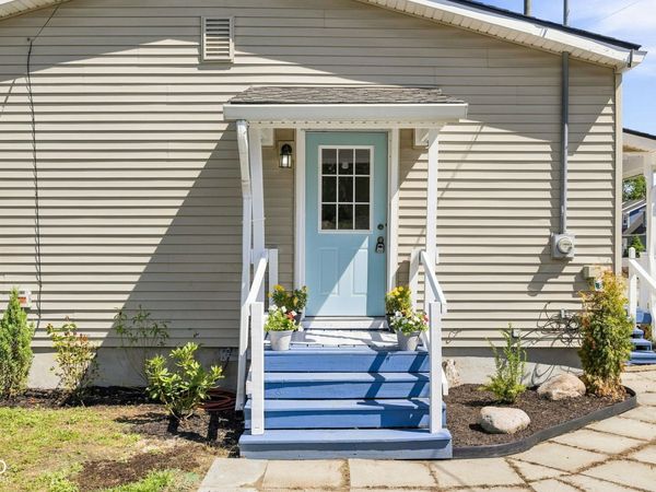 406 W 2nd Street , Sheridan, IN 46069