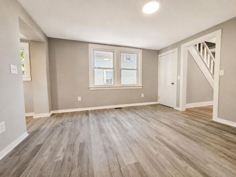 23 N Douglas Avenue, Springfield, OH 45503 Photo 15