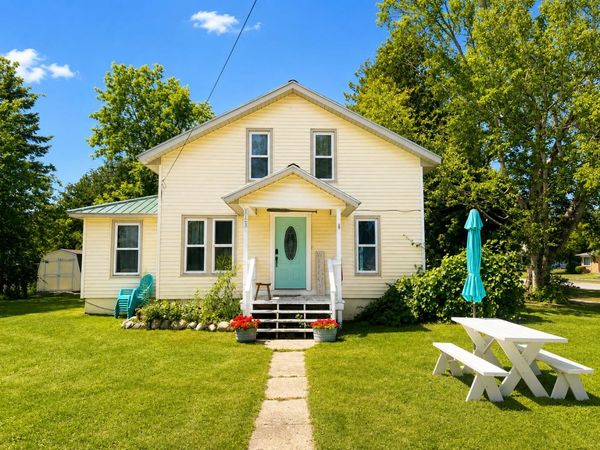 113 Ducharme Street, Mackinaw City, MI 49701