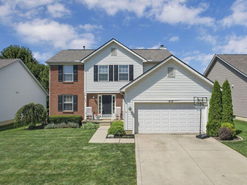 572 Fields Meadow Drive, Sunbury, OH 43074 Photo 2