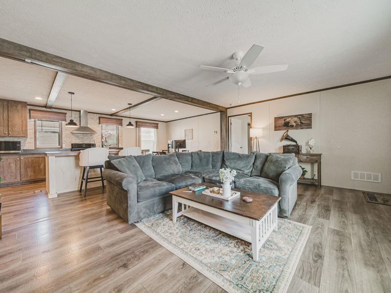 5965 Harrisburg Georgesville Road, Unit 8, Grove City, OH 43123 Photo 6