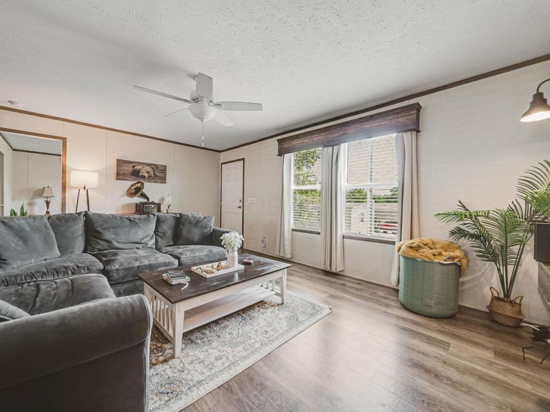 5965 Harrisburg Georgesville Road, Unit 8, Grove City, OH 43123 Photo 8