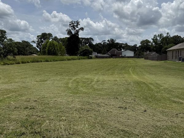 40303 Causey Rd, Prairieville, LA 70769