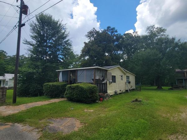 1107 Roosevelt Street, Picayune, MS 39466