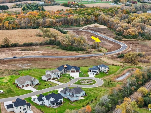 Lt90 RED HOLLY DRIVE, Germantown, WI 53022