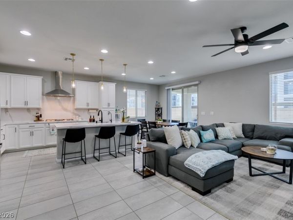 1909 Rini Ridge Avenue, North Las Vegas, NV 89031