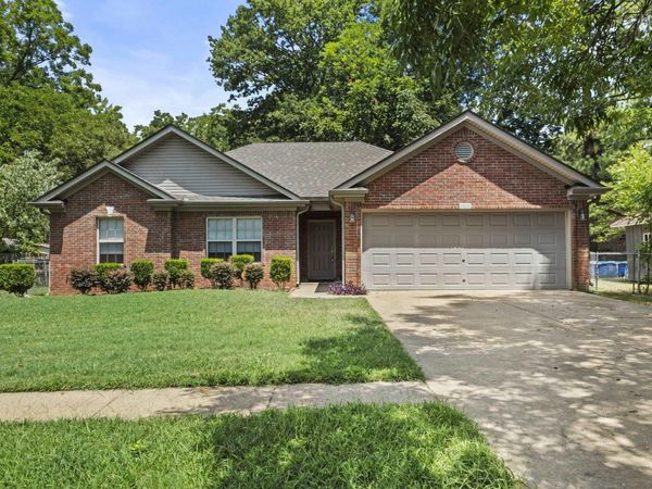 308 E Myrtle Street, Cabot, AR 72023