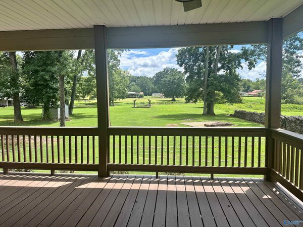 10744 Paradise Shores, Athens, AL 35611