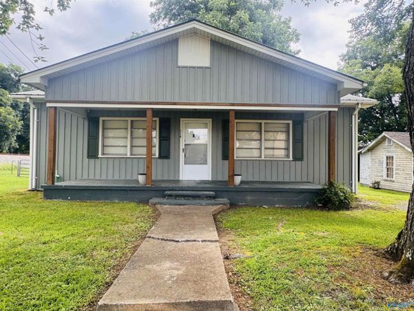 114 N Kyle Street, Scottsboro, AL 35768