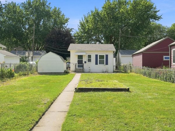 5728 26th Avenue S, Minneapolis, MN 55417