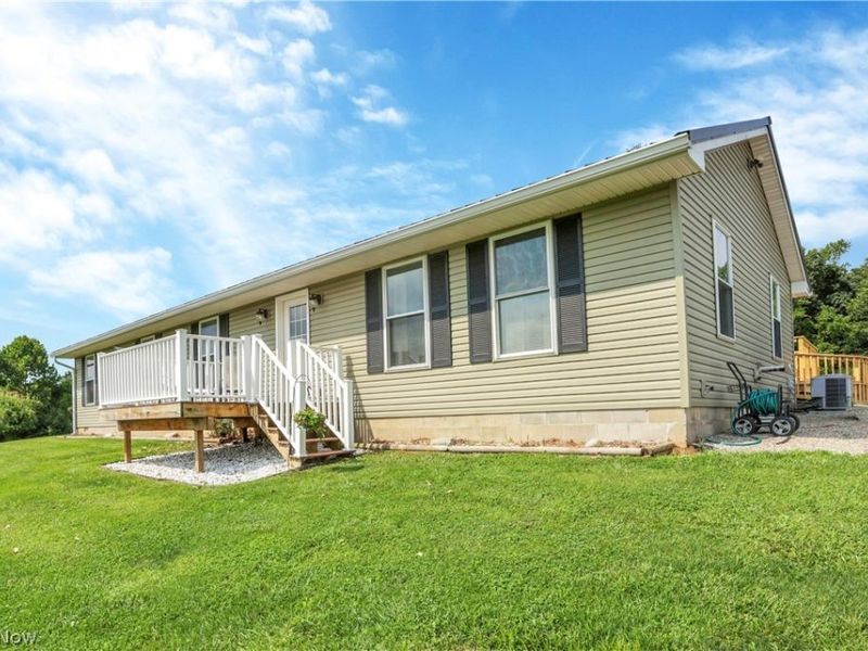 2057 Harden, Mount Perry, OH 43760 Photo 3