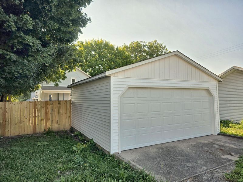23 N Douglas Avenue, Springfield, OH 45503 Photo 31