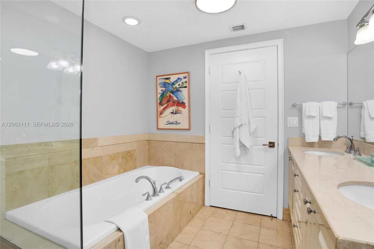 3400 SW 27th Ave , Unit 1904, Coconut Grove, FL 33133 Photo