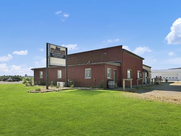 2203 County Road 3000 N , Gifford, IL 61847