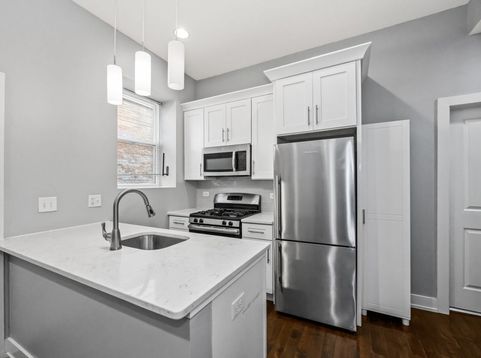 Main Photo