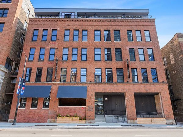 153 W Ohio Street , Unit 208, Chicago, IL 60654