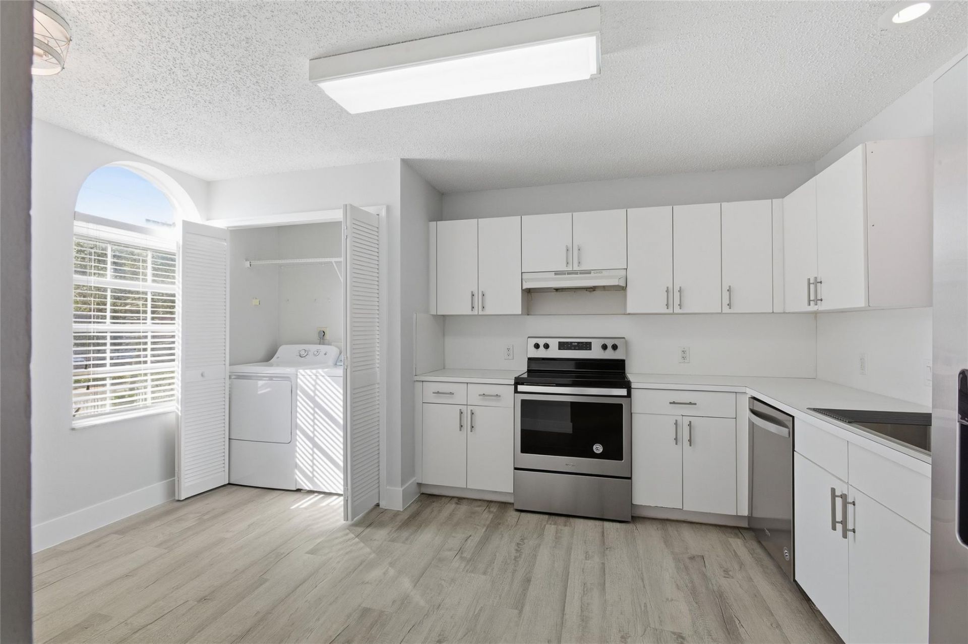 2381 NE 14th Street Causeway, Unit 206, Pompano Beach, FL 33062 Photo