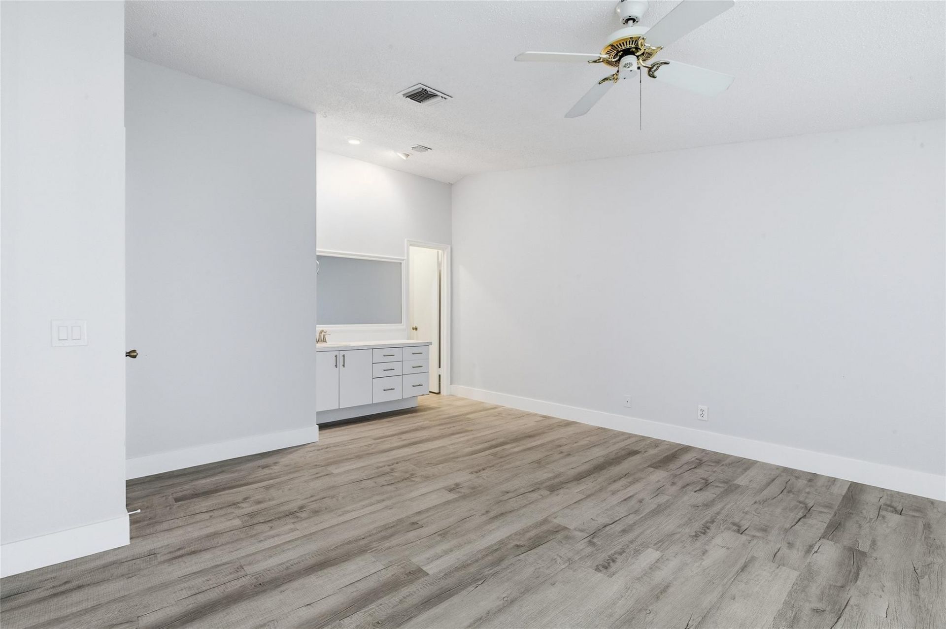 2381 NE 14th Street Causeway, Unit 206, Pompano Beach, FL 33062 Photo