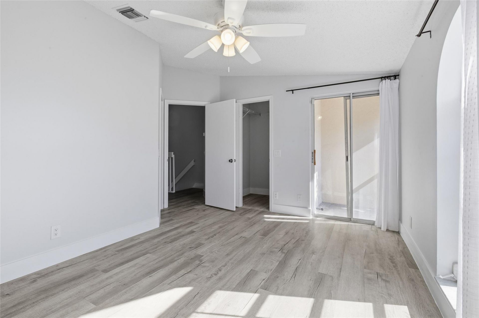 2381 NE 14th Street Causeway, Unit 206, Pompano Beach, FL 33062 Photo