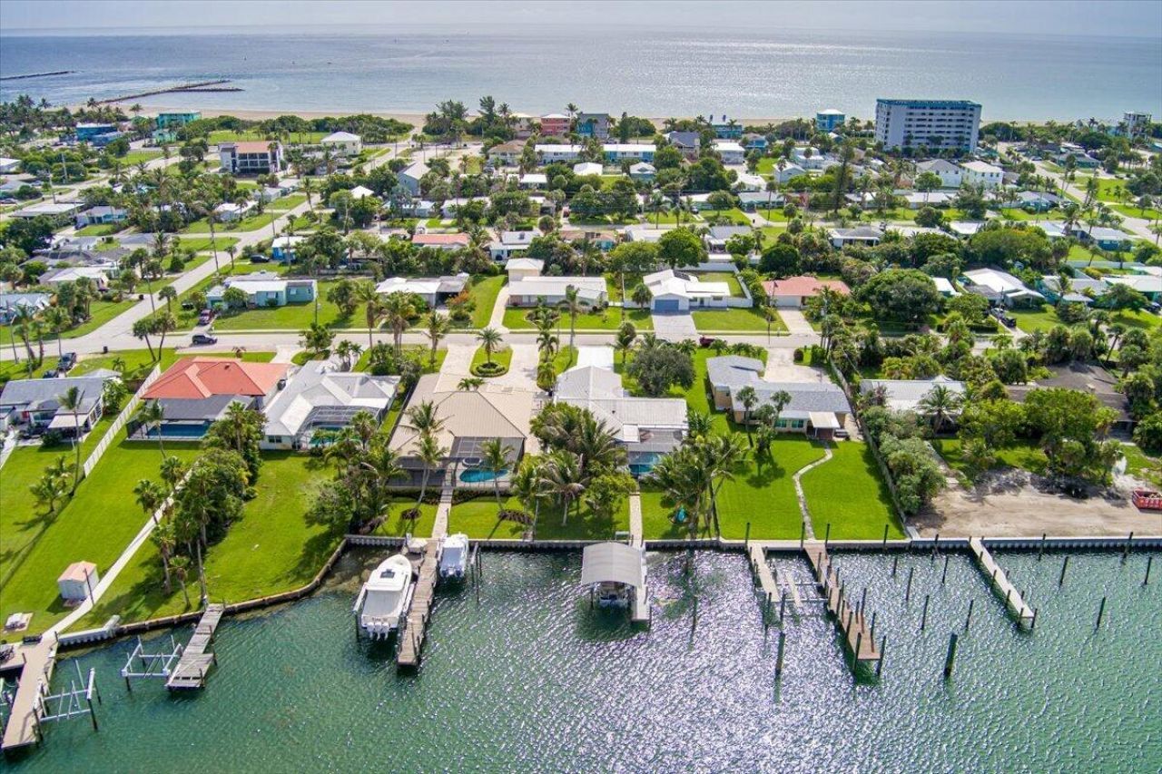 309 Fernandina Street, Hutchinson Island, FL 34949 Photo