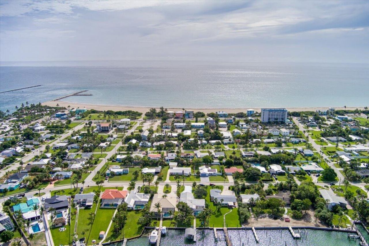 309 Fernandina Street, Hutchinson Island, FL 34949 Photo