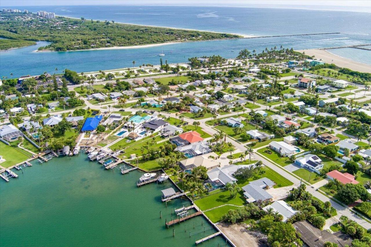 309 Fernandina Street, Hutchinson Island, FL 34949 Photo