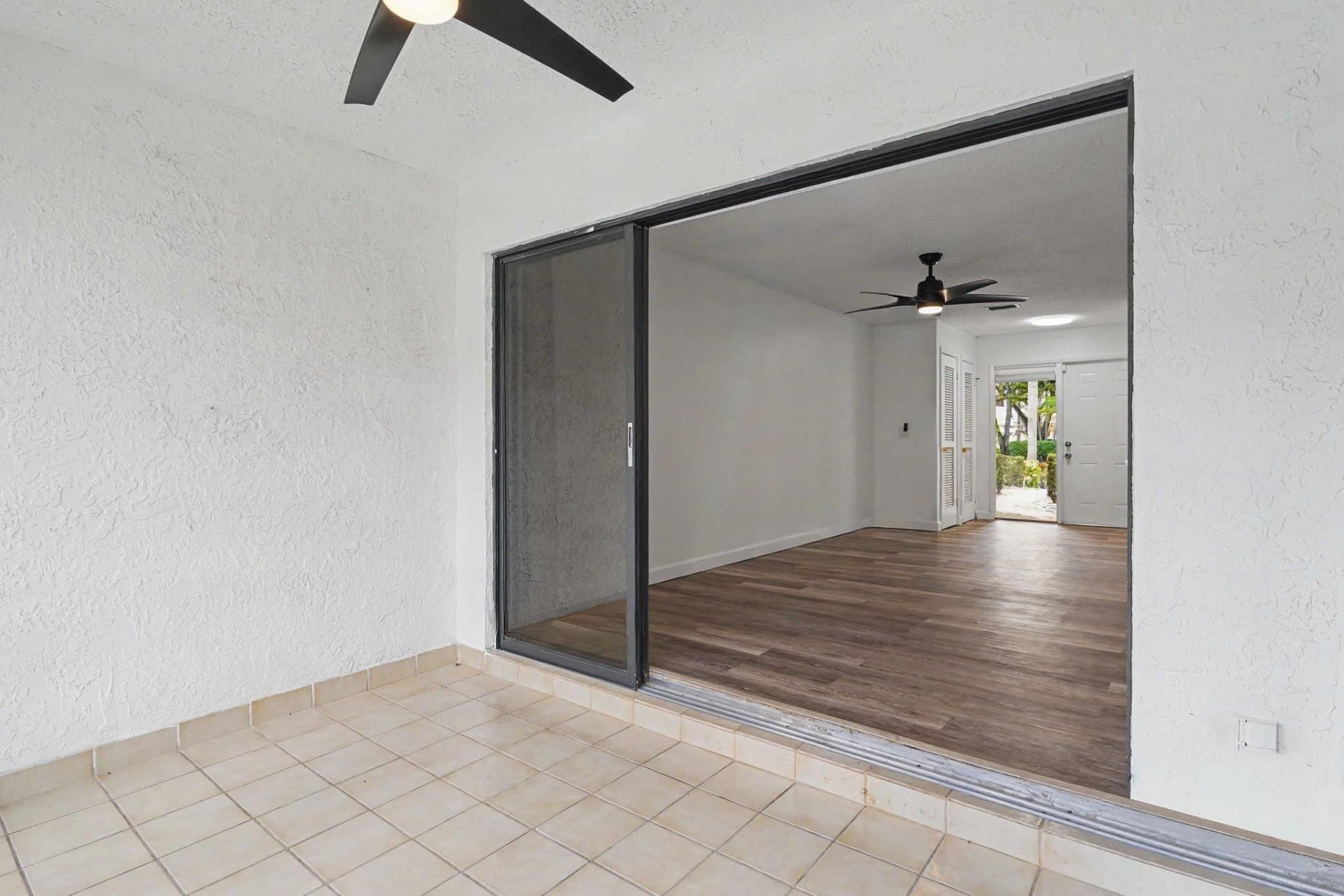 3405 Emerald Oaks Drive, Hollywood, FL 33021 Photo