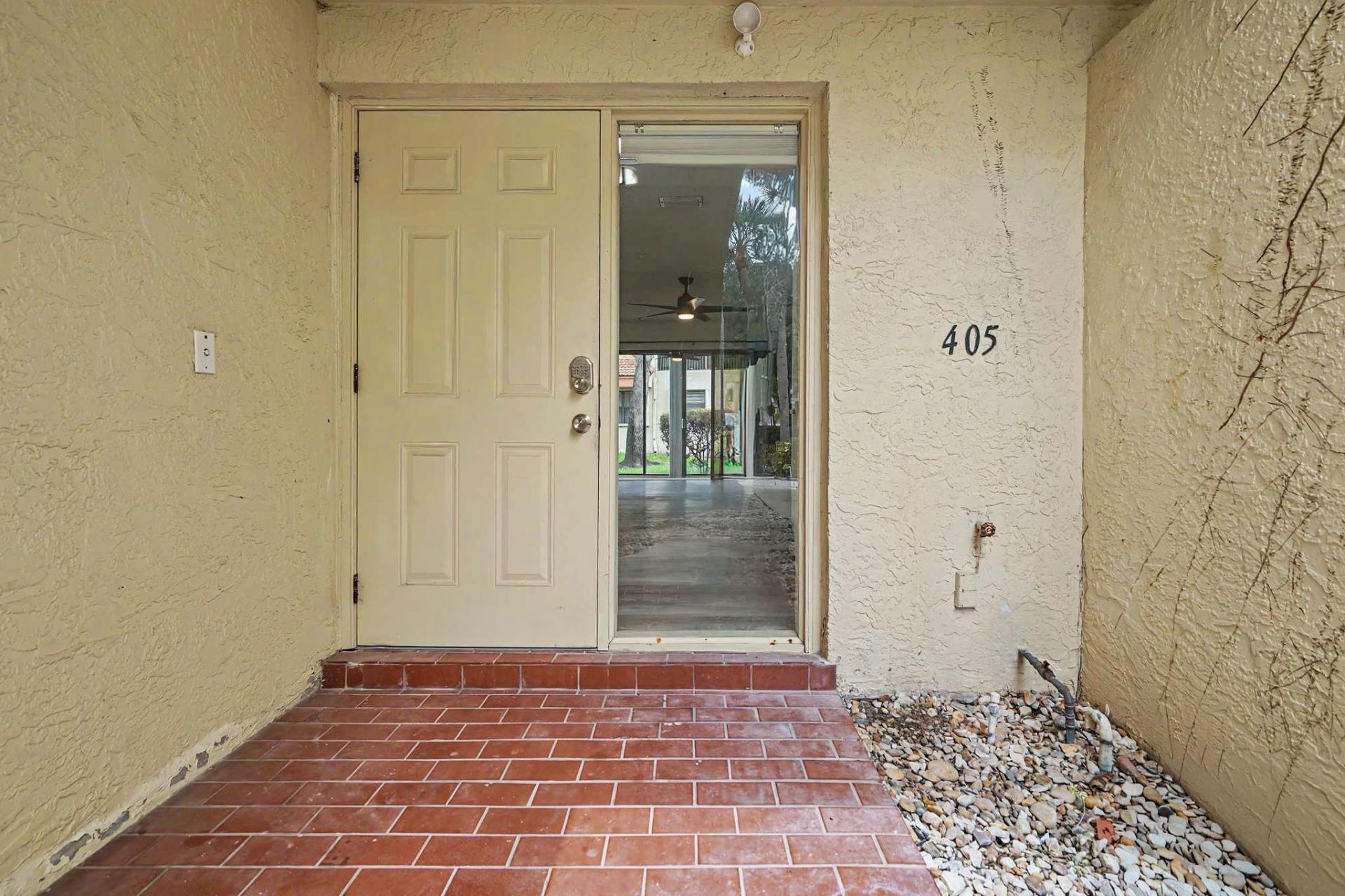 3405 Emerald Oaks Drive, Hollywood, FL 33021 Photo