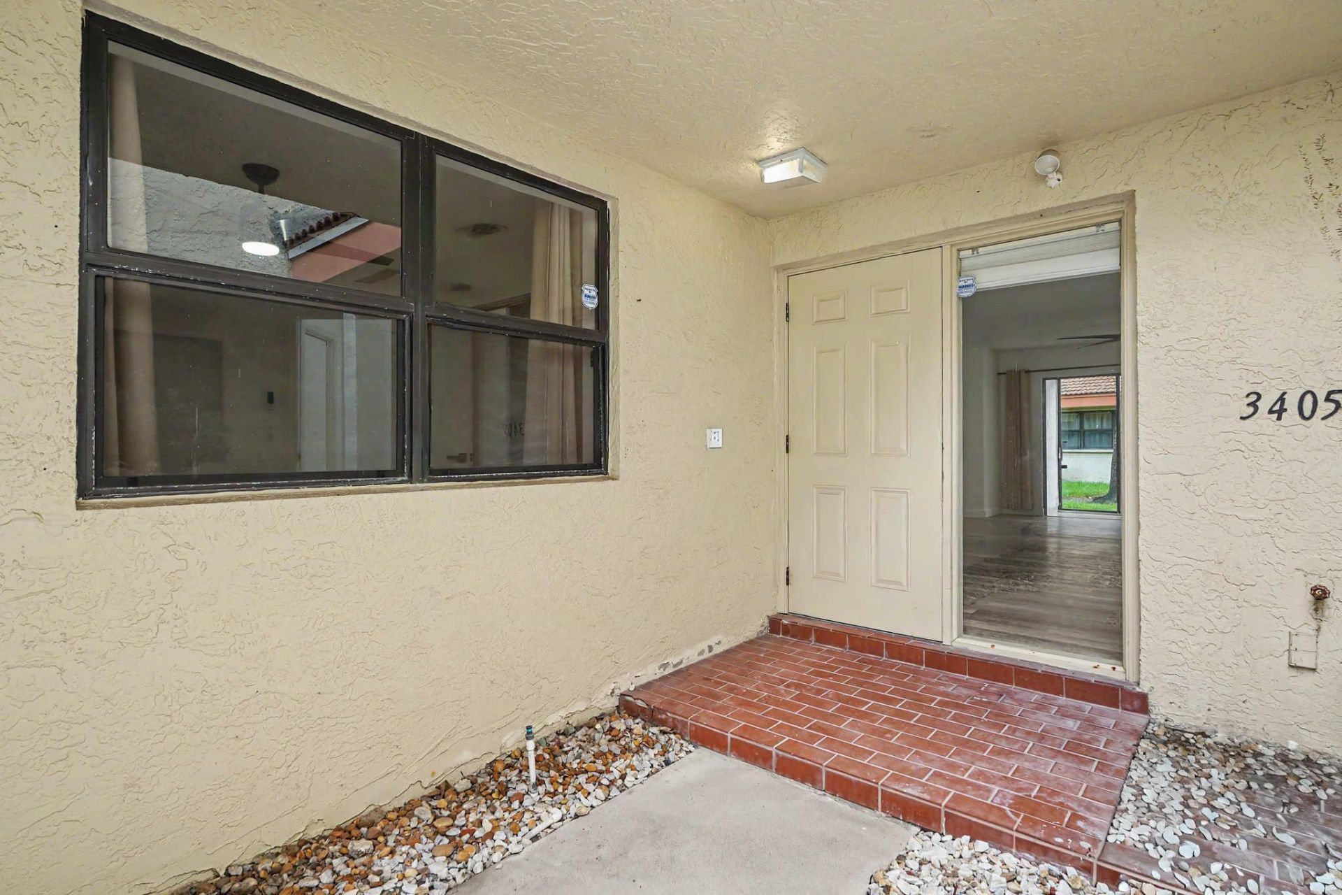 3405 Emerald Oaks Drive, Hollywood, FL 33021 Photo