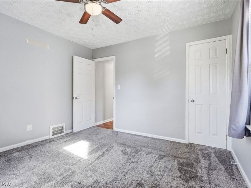 16705 Raymond Street, Maple Heights, OH 44137 Photo 21