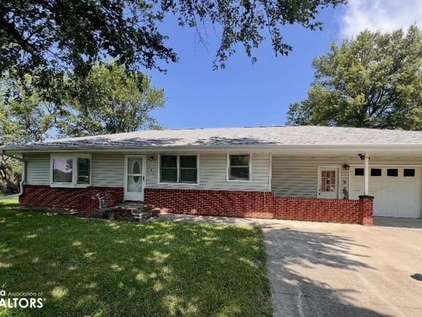 505 Grove Street, College Springs, IA 51637