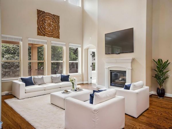 5809 Viejo DR, Austin, TX 78738