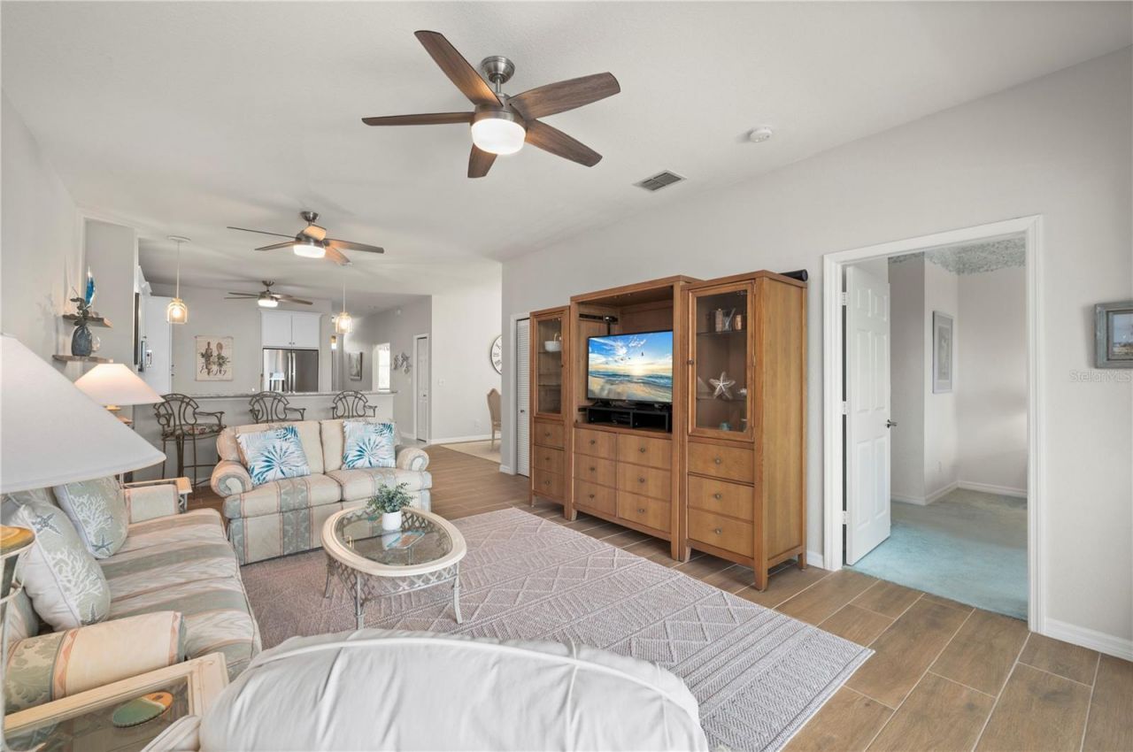 2002 Bal Harbor Boulevard, Unit 2221, Punta Gorda, FL 33950 Photo