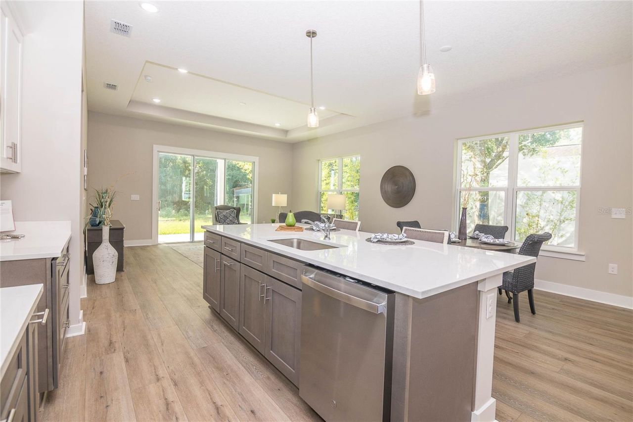 102 Orange Tree Road, East Palatka, FL 32131 Photo