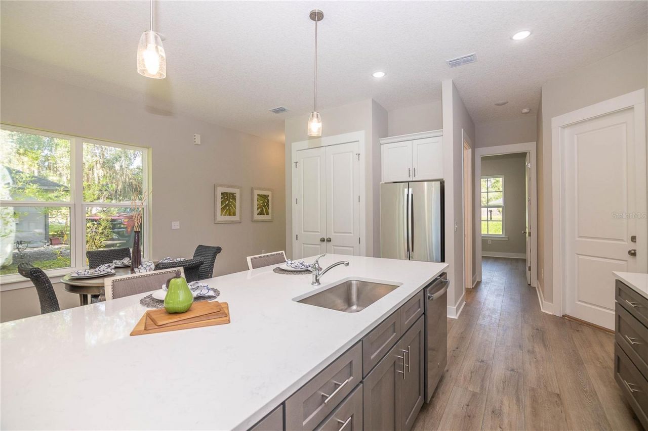 102 Orange Tree Road, East Palatka, FL 32131 Photo