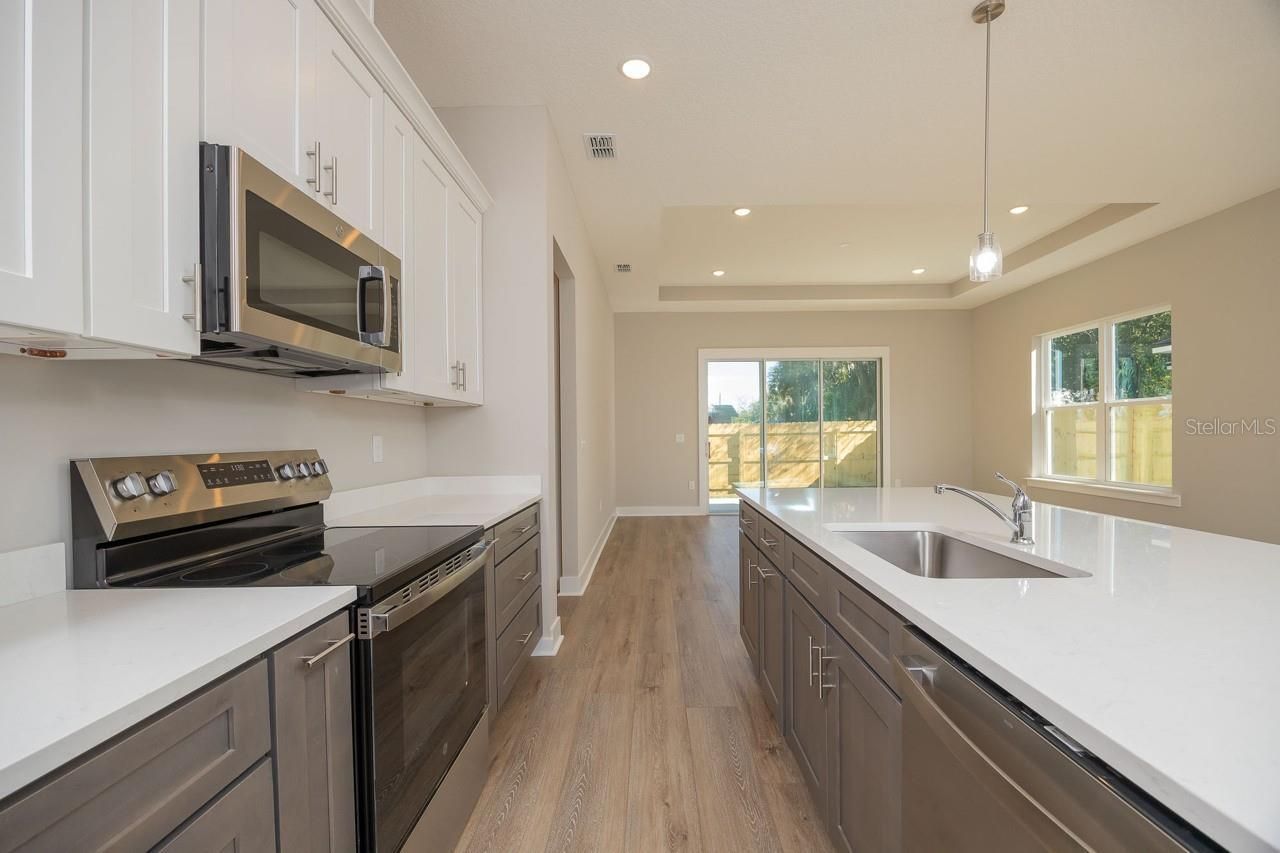 102 Orange Tree Road, East Palatka, FL 32131 Photo