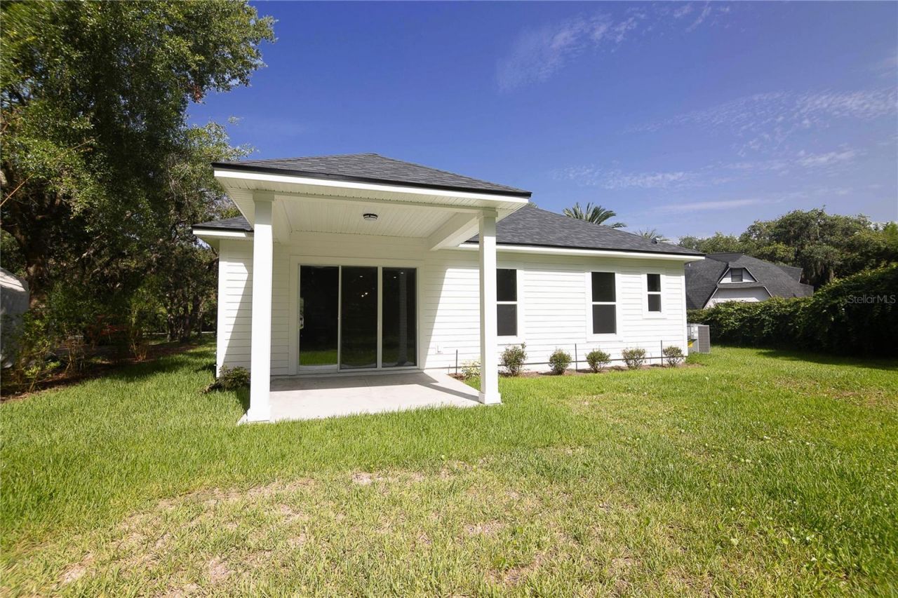 102 Orange Tree Road, East Palatka, FL 32131 Photo