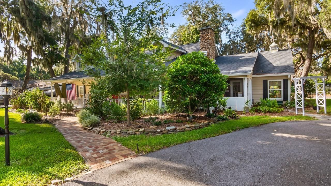 403 Mission Lane, Howey in the Hills, FL 34737 Photo
