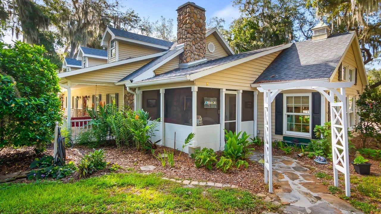 403 Mission Lane, Howey in the Hills, FL 34737 Photo