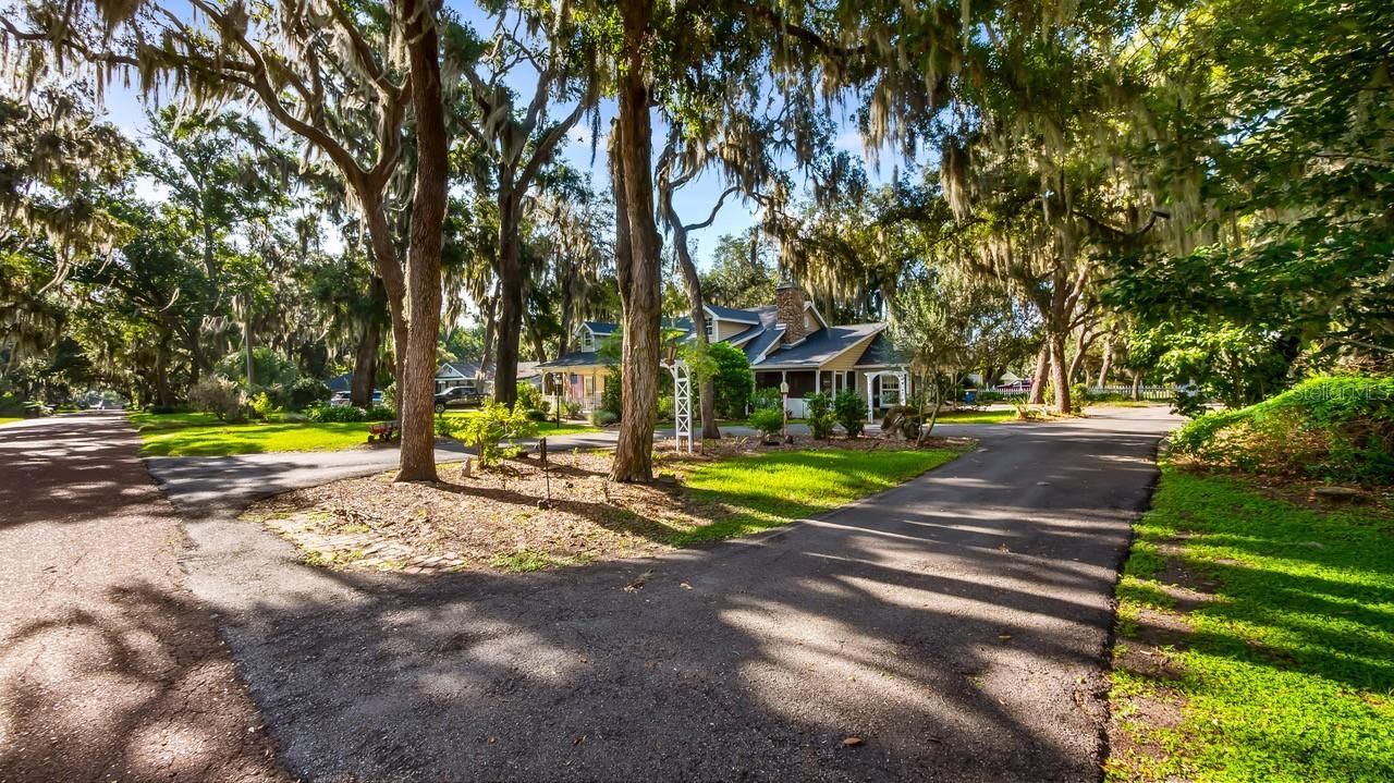 403 Mission Lane, Howey in the Hills, FL 34737 Photo